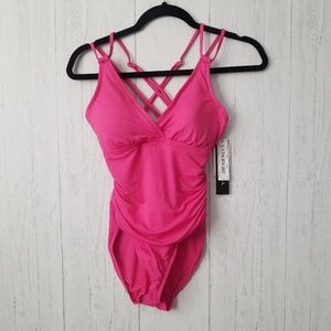 NWT La Blanca Island Goddess Underwire Swim Size 6